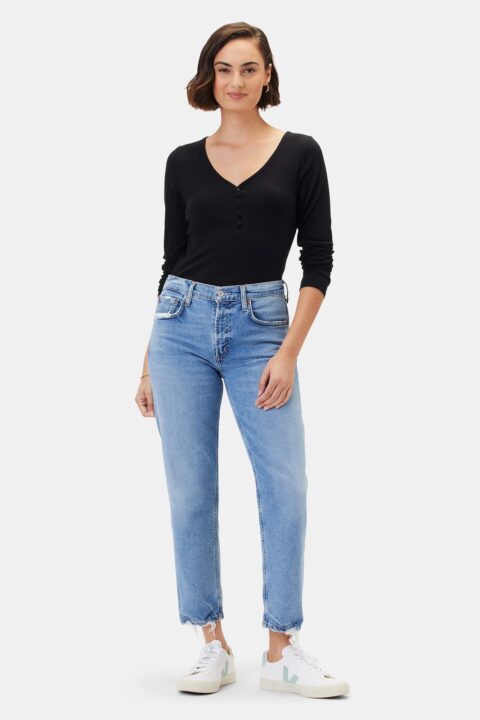 21 Minimalist Clothing Brands for Every Budget - The Femmena