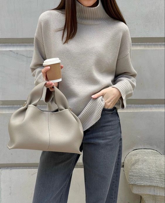 16 Best Quiet Luxury Handbags That Are Minimalistic + Stylish - The Femmena